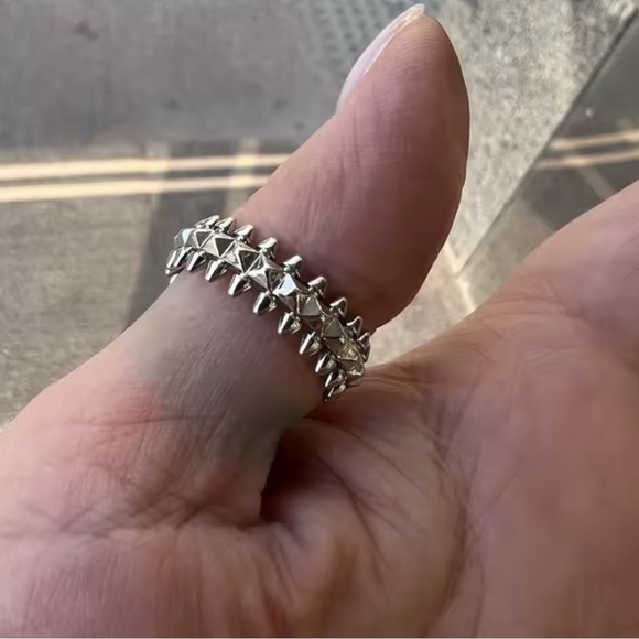 CLASH DE SILVER RING - Picture 2 of 10